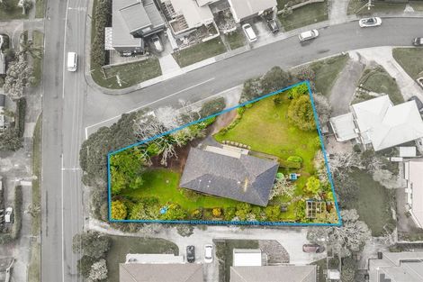 Photo of property in 491 Beach Road, Murrays Bay, Auckland, 0630