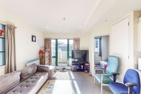Photo of property in Courtenay Apartments, 509/120 Courtenay Place, Te Aro, Wellington, 6011