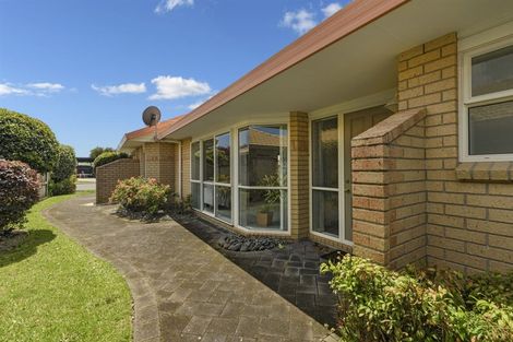 Photo of property in 15 Lilac Place, Otumoetai, Tauranga, 3110