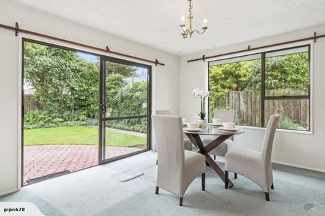 Photo of property in 28 Montclare Avenue, Ilam, Christchurch, 8041