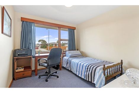 Photo of property in 34 Dunstan Crescent, Hornby, Christchurch, 8042