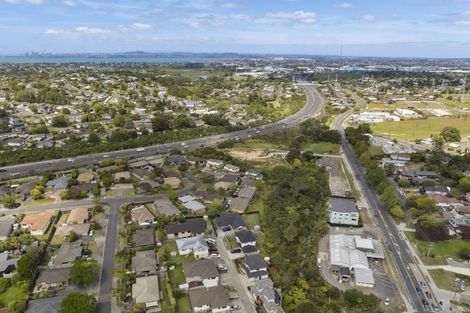 Photo of property in 1b Makora Road, Massey, Auckland, 0614