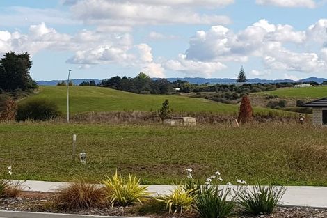 Photo of property in 12 Iwi Road, Baverstock, Hamilton, 3200