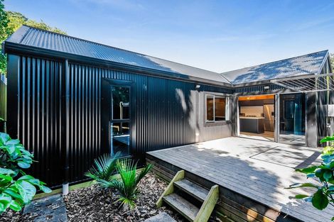 Photo of property in 49a Wallace Place, Westown, New Plymouth, 4310