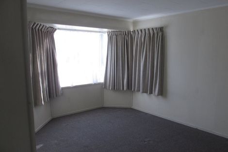 Photo of property in 32 Blanche Way, Half Moon Bay, Auckland, 2012