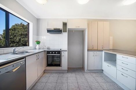 Photo of property in 65 Naylors Drive, Mangere, Auckland, 2022