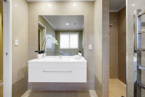 Photo of property in 14 Vantage Place, Flagstaff, Hamilton, 3210