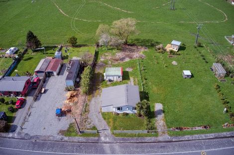 Photo of property in 16 Wanganui Flat Road, Harihari, 7884