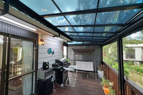 Photo of property in 40 Jandell Crescent, Bucklands Beach, Auckland, 2014