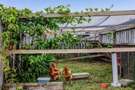 Photo of property in 33 Belair Avenue, Blagdon, New Plymouth, 4310