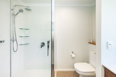 Photo of property in 46 Hicks Crescent, Waikanae Beach, Waikanae, 5036