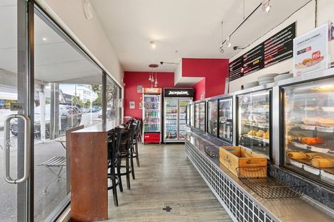 Photo of property in 186 Riddiford Street, Newtown, Wellington, 6021