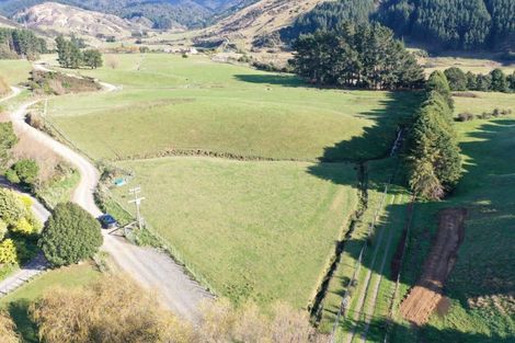 Photo of property in 154a Akatarawa Road, Reikorangi, Waikanae, 5391