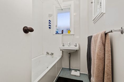 Photo of property in 32 Matatiro Street, Titahi Bay, Porirua, 5022