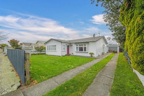 Photo of property in 51 Burns Avenue, Takaro, Palmerston North, 4412