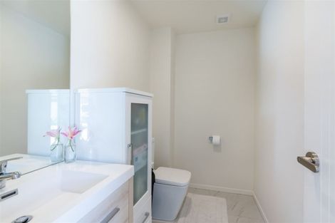 Photo of property in 14 Kotuku Street, Te Atatu Peninsula, Auckland, 0610