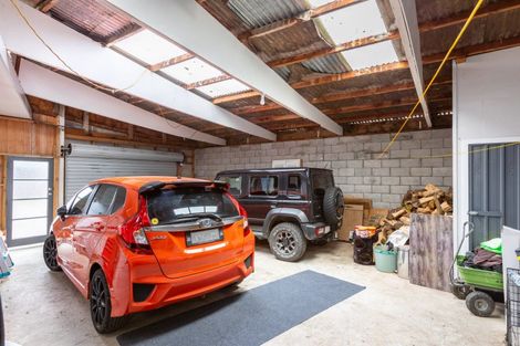 Photo of property in 90 Fergusson Street, Woodville, 4920