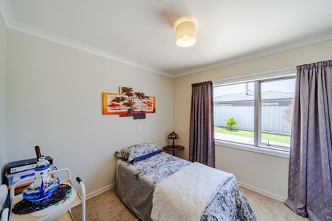 Photo of property in 4 Highgrove Place, Waipukurau, 4200