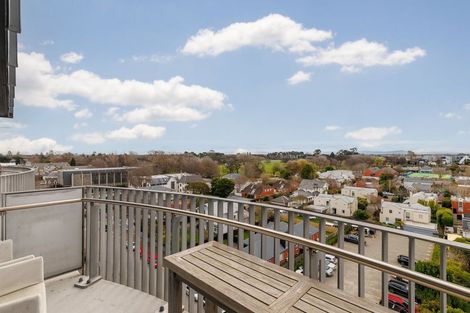 Photo of property in Gloucester Towers, 28/28 Gloucester Street, Christchurch Central, Christchurch, 8013