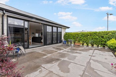 Photo of property in 2 Paiawa Way, Pyes Pa, Tauranga, 3110