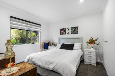 Photo of property in 8 Tironui Terrace, Western Heights, Hamilton, 3200