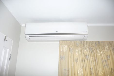 Photo of property in 1/17 Pegler Drive, Howick, Auckland, 2014