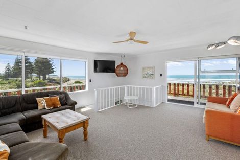 Photo of property in 97 Blue Pacific Parade, Riversdale Beach, Masterton, 5872