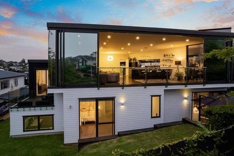 Photo of property in 5 Remuremu Street, Long Bay, Auckland, 0630