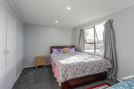 Photo of property in 1/71 Luanda Drive, Ranui, Auckland, 0612