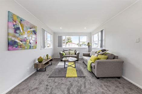 Photo of property in 13 Addington Avenue, Manurewa, Auckland, 2102