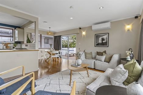 Photo of property in 22 Bayside Avenue, Te Atatu Peninsula, Auckland, 0610