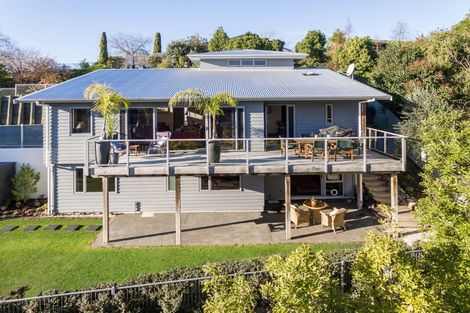 Photo of property in 14 Muritai Crescent, Havelock North, 4130