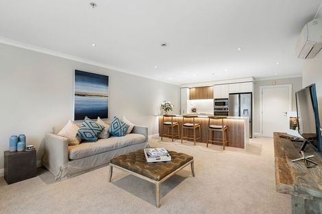 Photo of property in 14/30 Ambassador Glade, Orewa, 0931