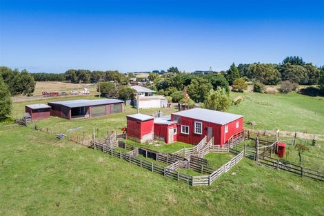 Photo of property in 1692 State Highway 3, Awahuri, Palmerston North, 4479