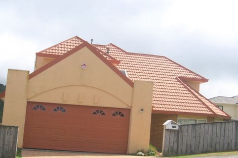 Photo of property in 102 Ashton Fitchett Drive, Brooklyn, Wellington, 6021