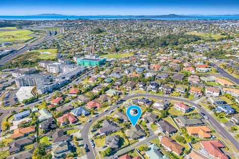Photo of property in 19 Black Teal Close, Unsworth Heights, Auckland, 0632