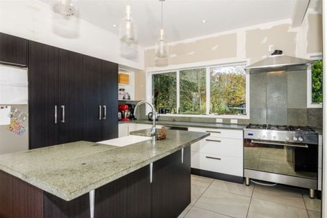 Photo of property in 1238 Peak Road, Helensville, 0875