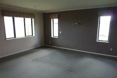 Photo of property in 6 Cranmer Close, Rototuna North, Hamilton, 3210