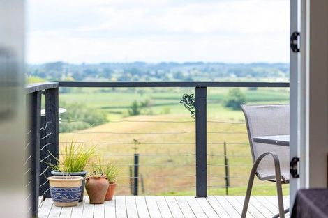 Photo of property in 112 Grove Road, Te Pahu, Hamilton, 3285