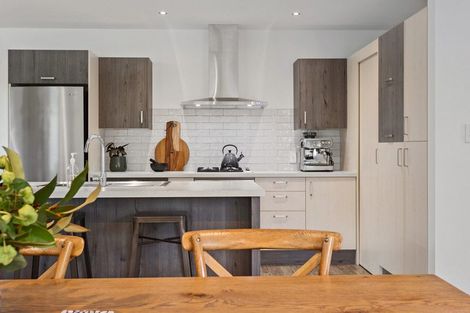 Photo of property in 56 Oxley Avenue, St Albans, Christchurch, 8014