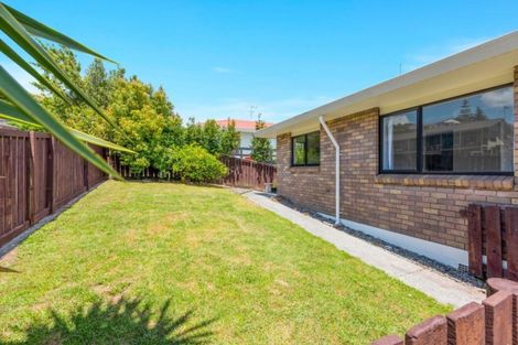 Photo of property in 70 James Cook Drive, Welcome Bay, Tauranga, 3112
