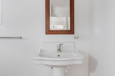 Photo of property in 36 Smiths Road, Matua, Tauranga, 3110