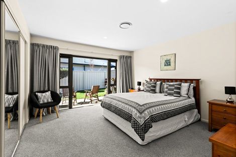 Photo of property in 8 Hanna Place, Havelock North, 4130