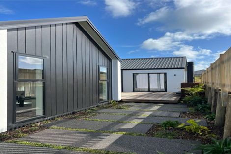 Photo of property in 13 Papawhero Drive, Bell Block, New Plymouth, 4312