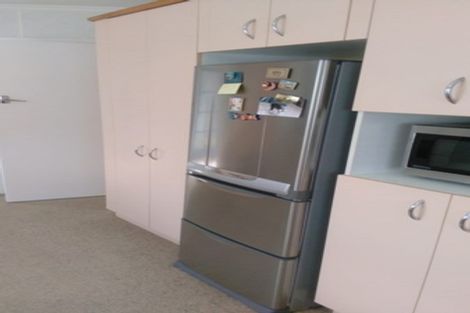 Photo of property in 7 Margaret Place, Merrilands, New Plymouth, 4312