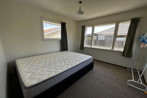 Photo of property in 12 Solway Avenue, Ilam, Christchurch, 8041