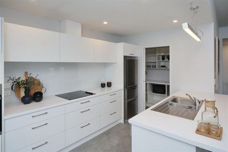 Photo of property in 1/16 Strowan Road, Strowan, Christchurch, 8052