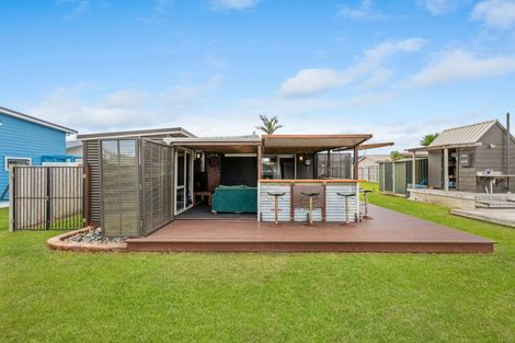Photo of property in 102 Mahoe Place, Matarangi, Whitianga, 3592