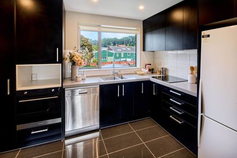 Photo of property in 8/31 Princess Terrace, Newtown, Wellington, 6021