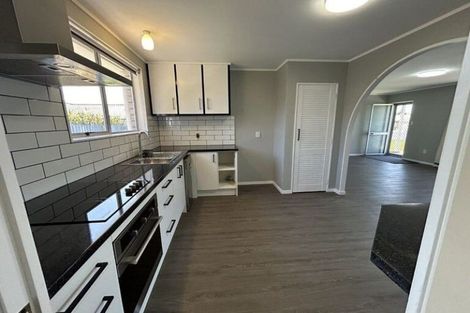 Photo of property in 40 Tuhikaramea Road, Dinsdale, Hamilton, 3204